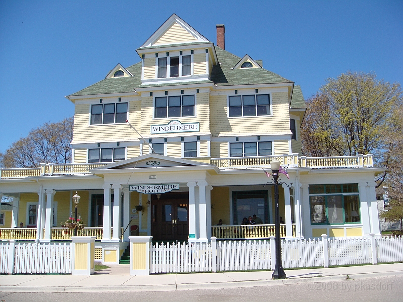 123 Memorial Day [2008 May 23].JPG - Scenes from Mackinac Island.